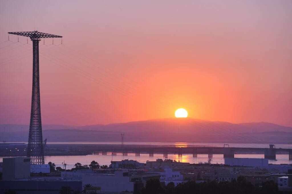 Atico Apartamento Loft Playa Victoria Cadiz Luaran gambar